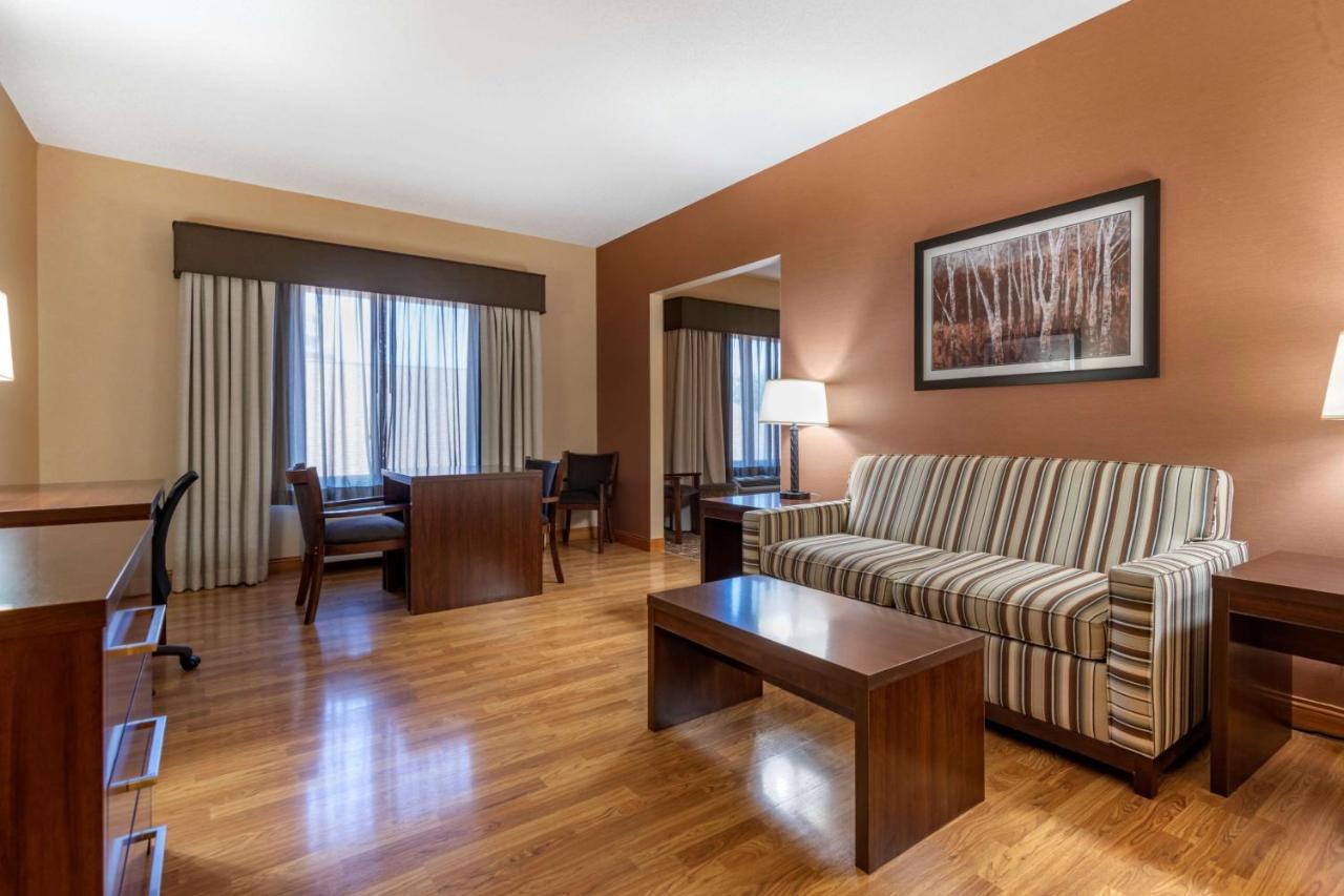 Best Western Plus Chelsea Hotel Monticello Экстерьер фото