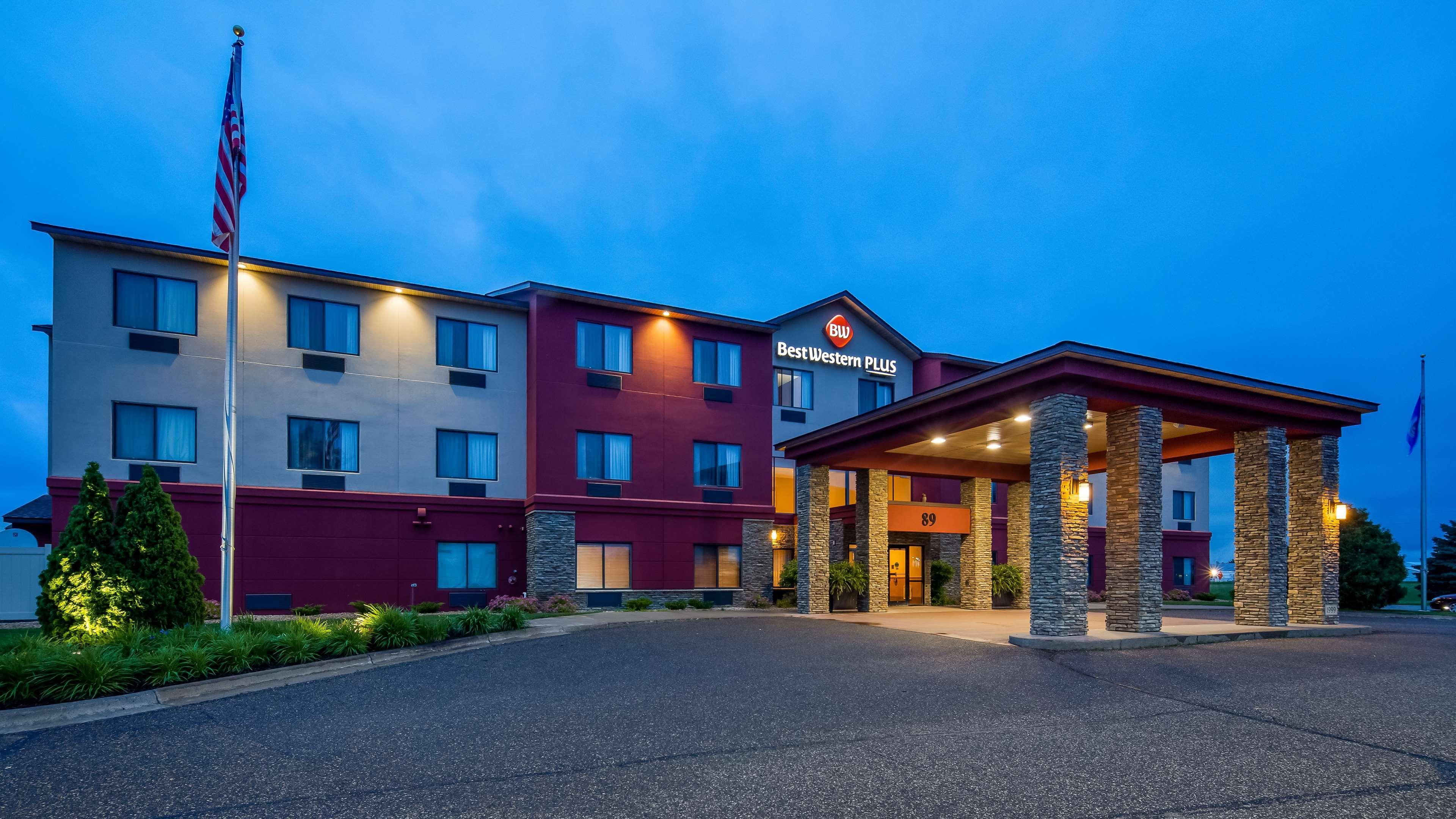 Best Western Plus Chelsea Hotel Monticello Экстерьер фото